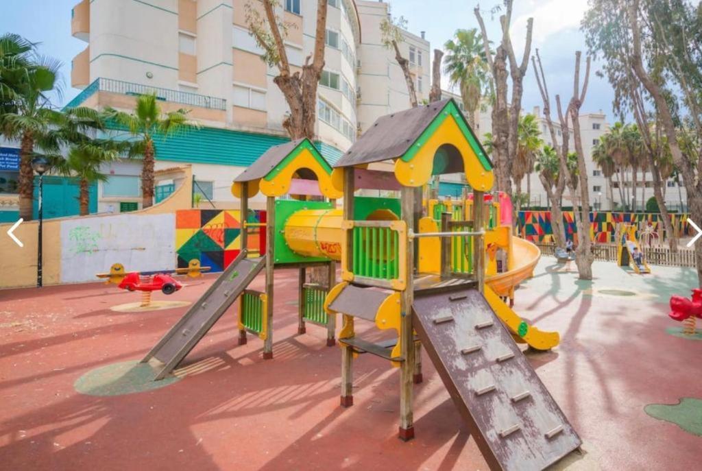 אלביר Bright Sunny Albir Beach Apartment מראה חיצוני תמונה