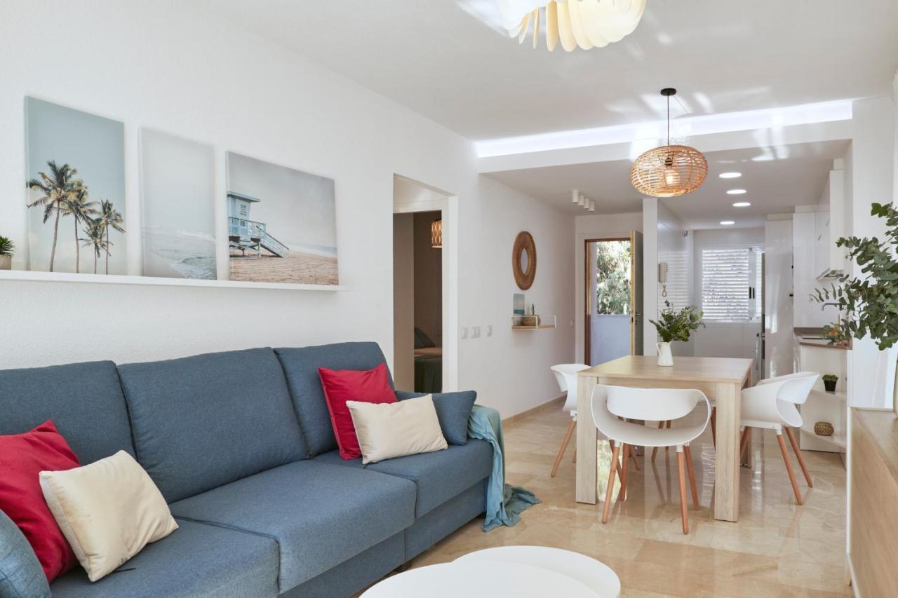 אלביר Bright Sunny Albir Beach Apartment מראה חיצוני תמונה