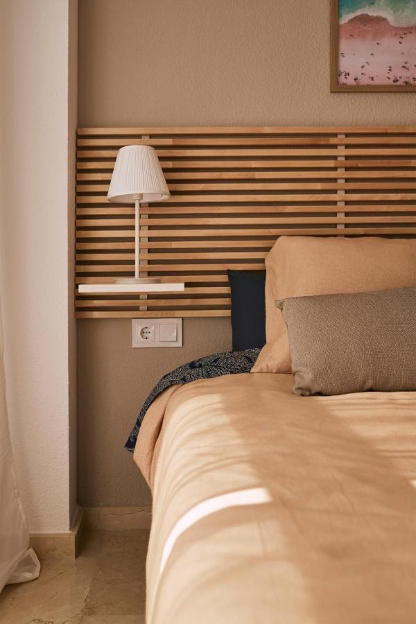 אלביר Bright Sunny Albir Beach Apartment מראה חיצוני תמונה