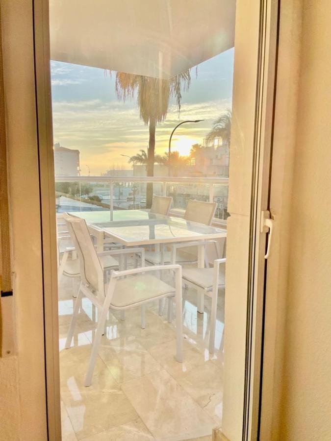 אלביר Bright Sunny Albir Beach Apartment מראה חיצוני תמונה